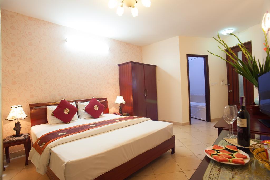 Hanoi Luxury Hotel Bagian luar foto