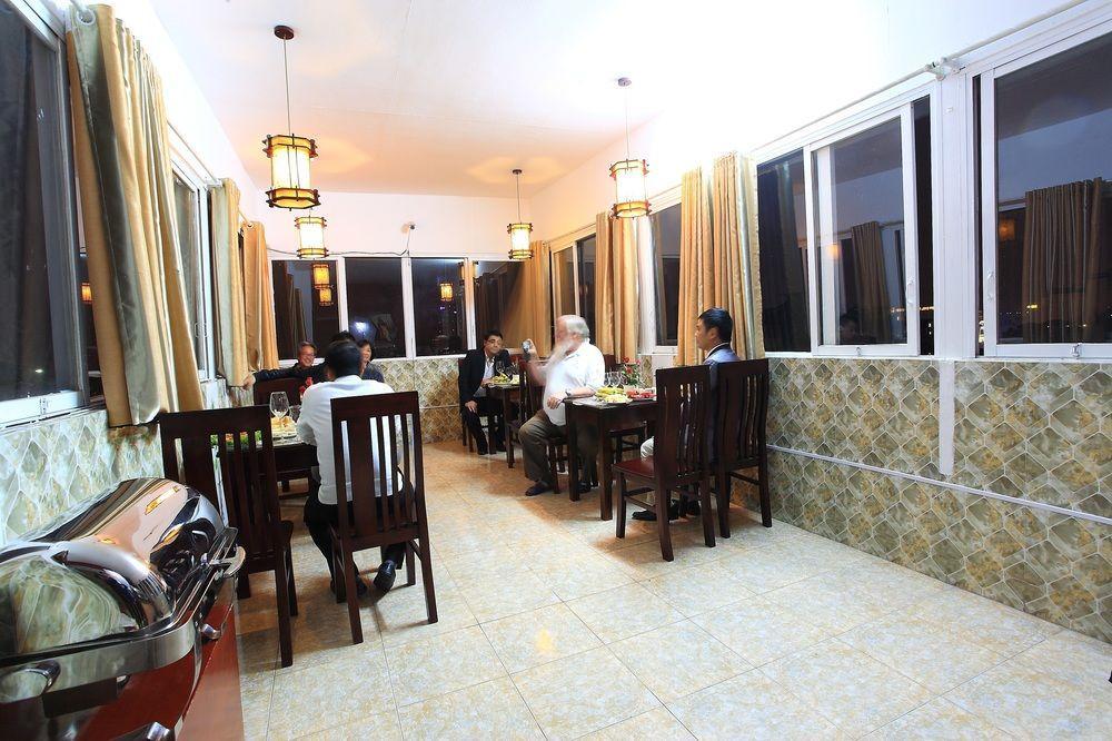 Hanoi Luxury Hotel Bagian luar foto