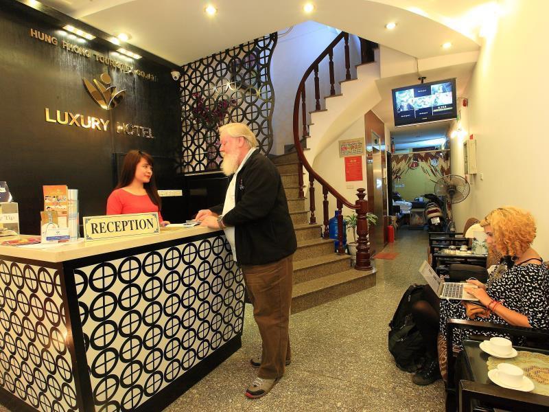 Hanoi Luxury Hotel Bagian luar foto