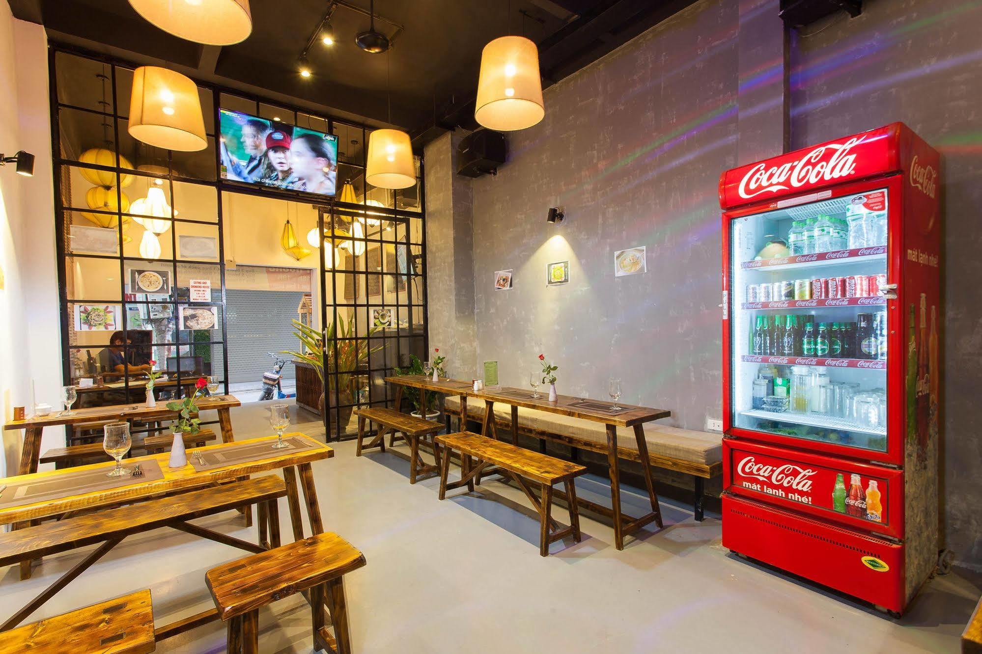 Hanoi Luxury Hotel Bagian luar foto