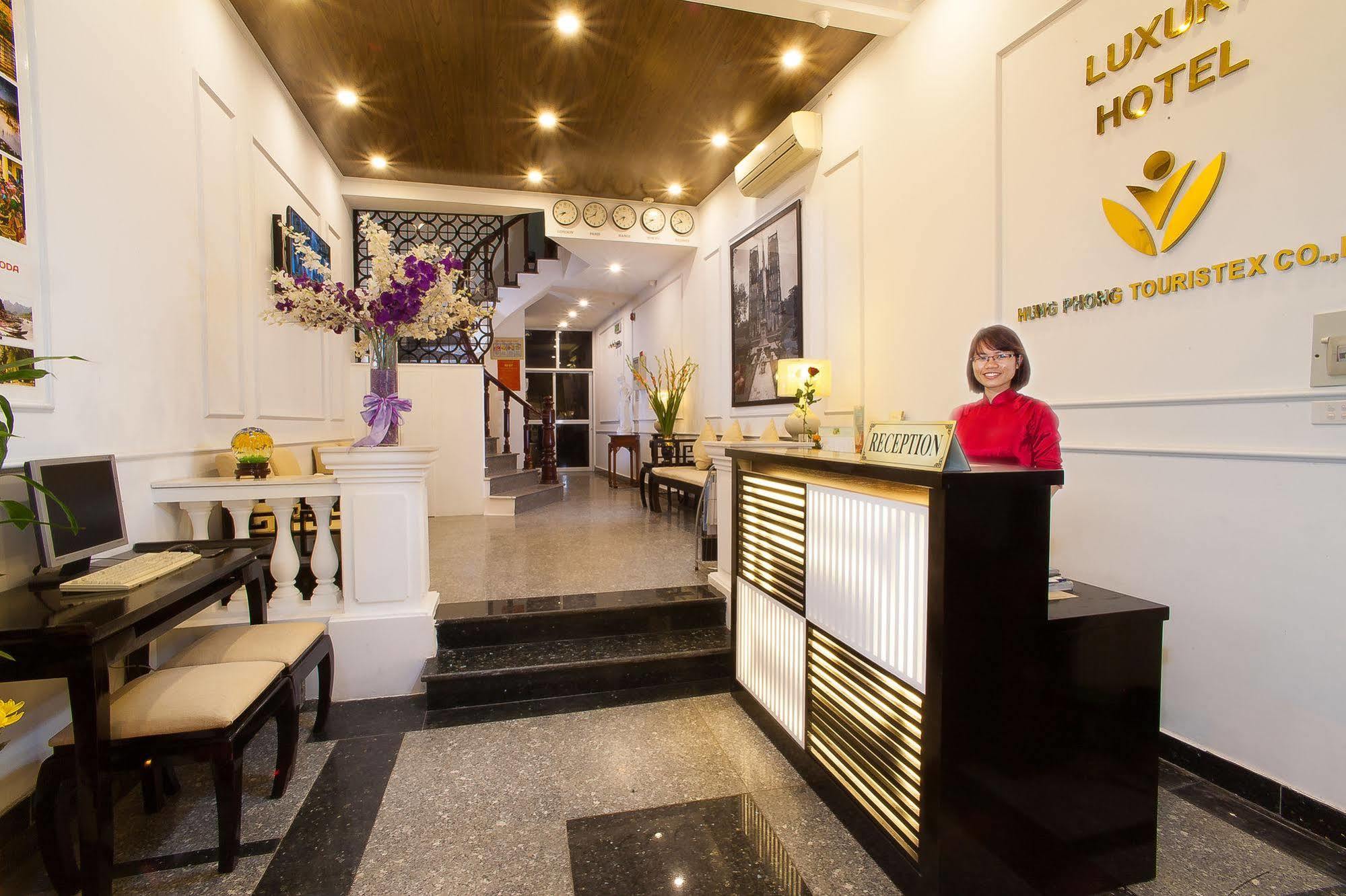 Hanoi Luxury Hotel Bagian luar foto